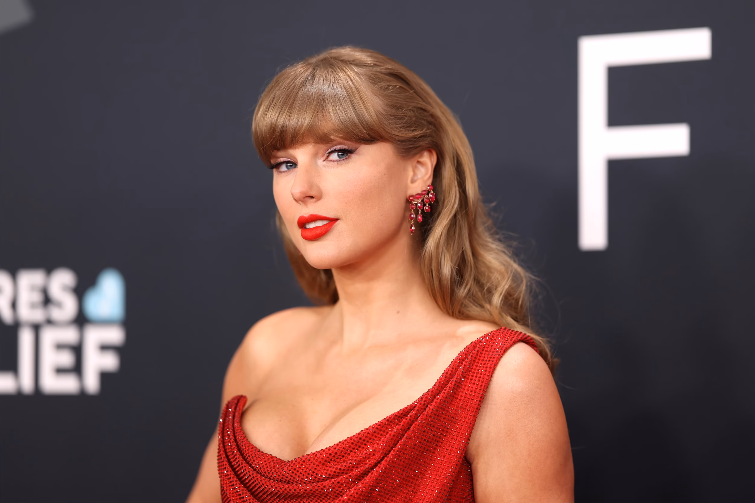 Taylor Swift VMA record