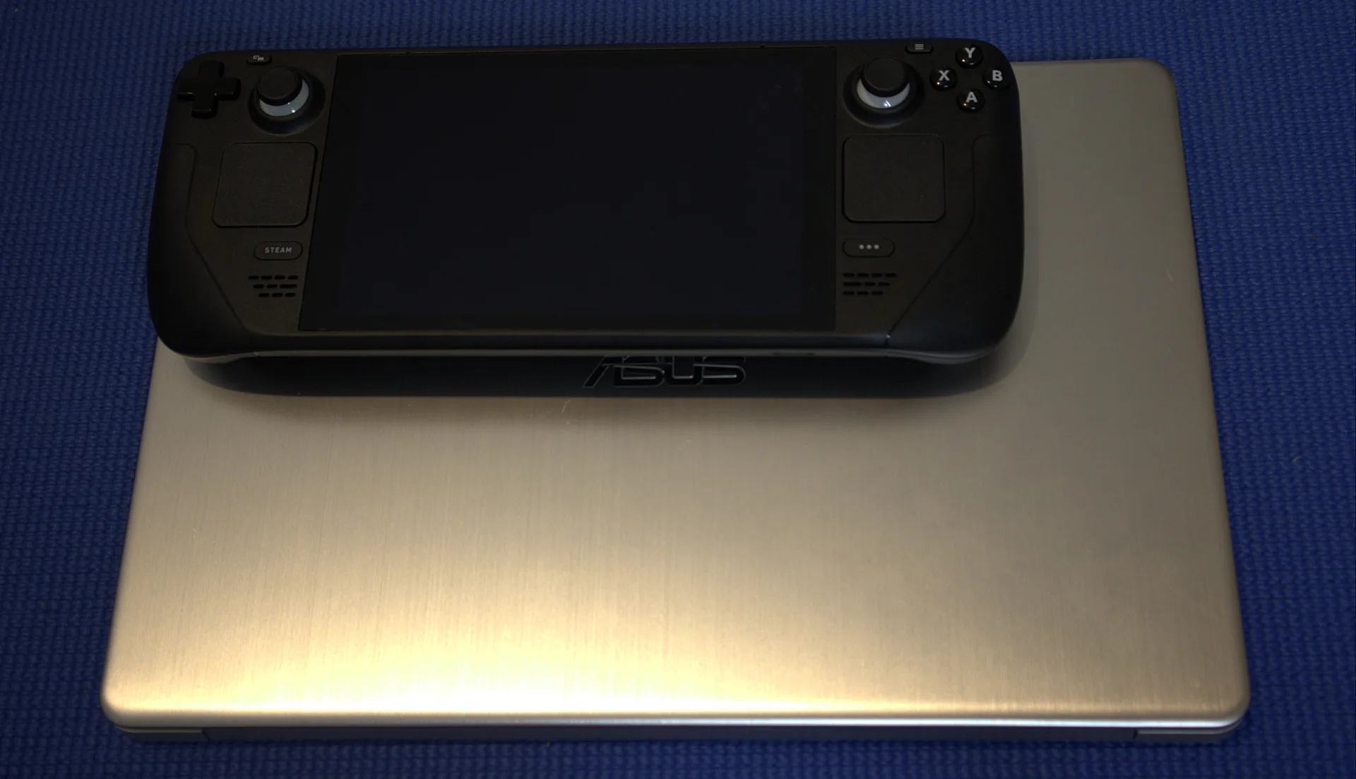 Steam Deck PS Plus cloud streaming setup in a living room